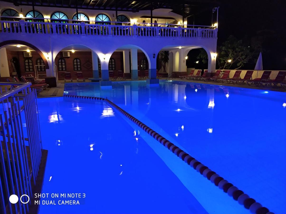 Altinsaray Hotel Кушадаси Екстер'єр фото